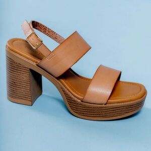 Pierre Dumas Platform Sling Back Sandal NEW